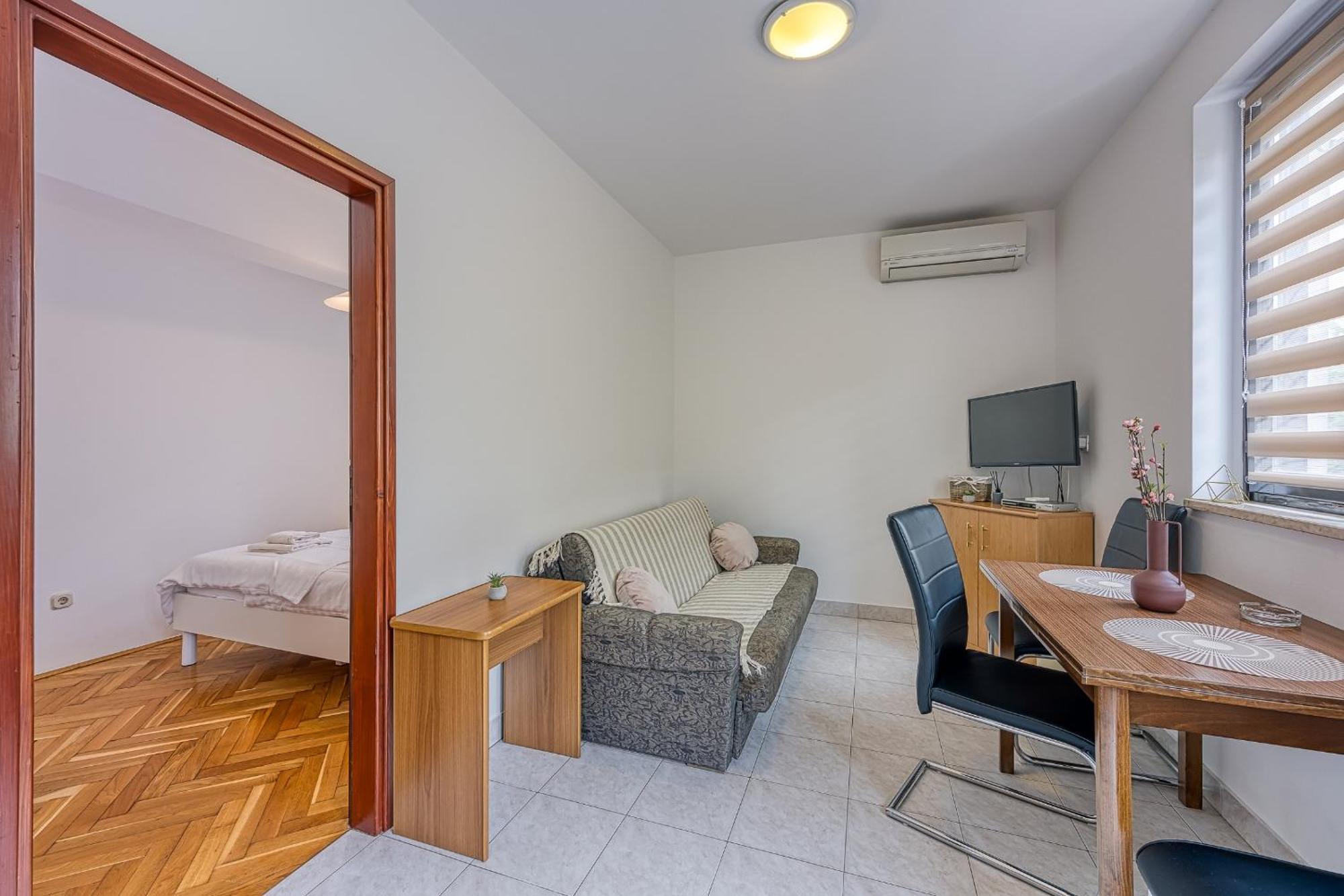 ホテル Punta B ポレッチ 部屋 写真