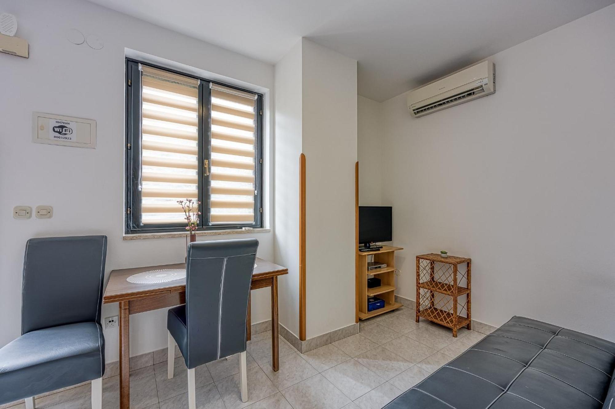 ホテル Punta B ポレッチ 部屋 写真
