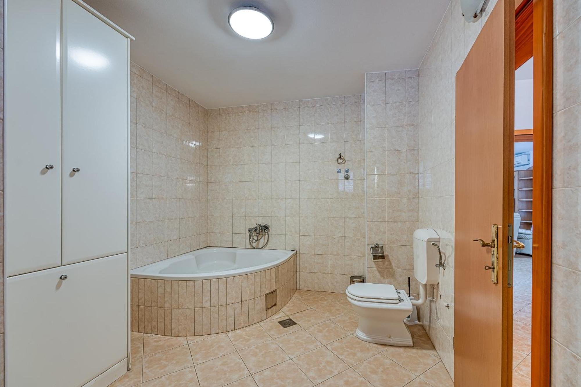 ホテル Punta B ポレッチ エクステリア 写真